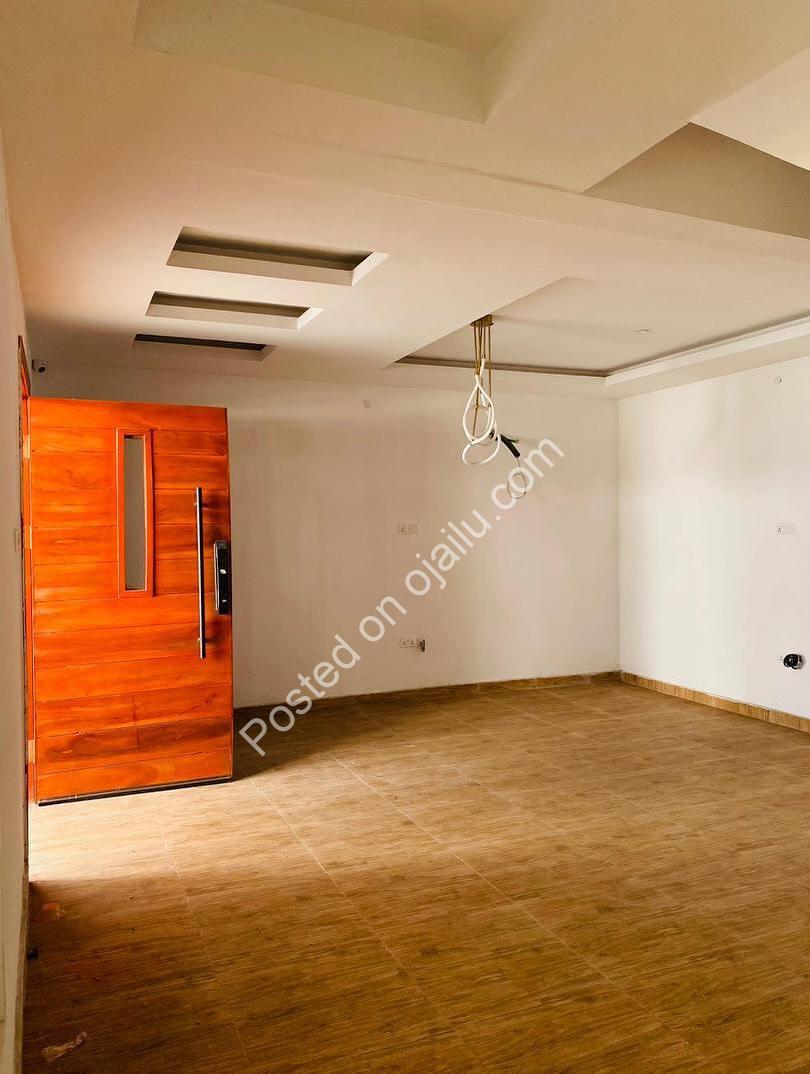 Orchid’s Elite 4-Bed Terraced Duplex