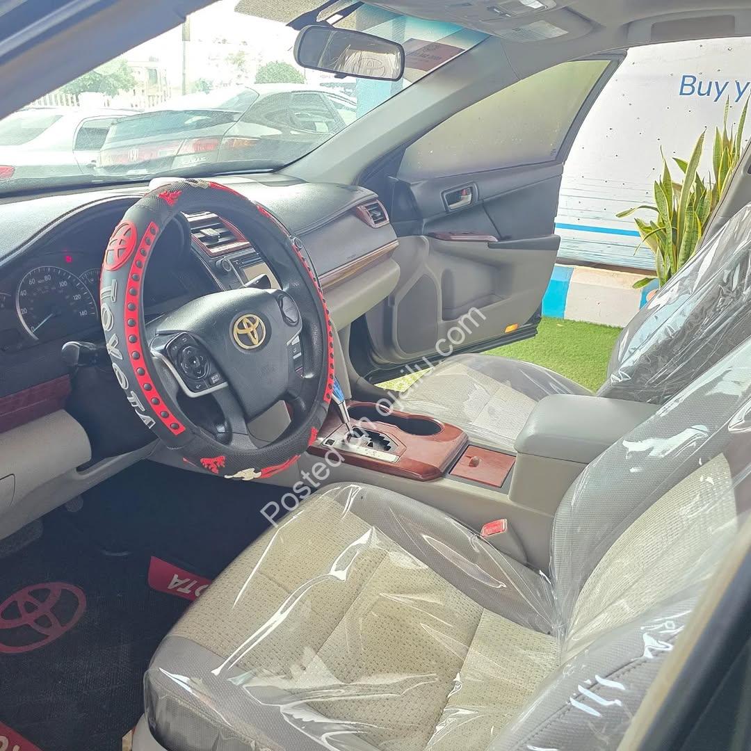 2012 Camry Spider: Pristine & Powerful 4-Plug Engine