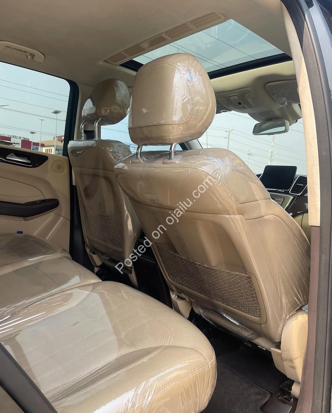 Luxury GLE350: Sunroof & 360 Camera