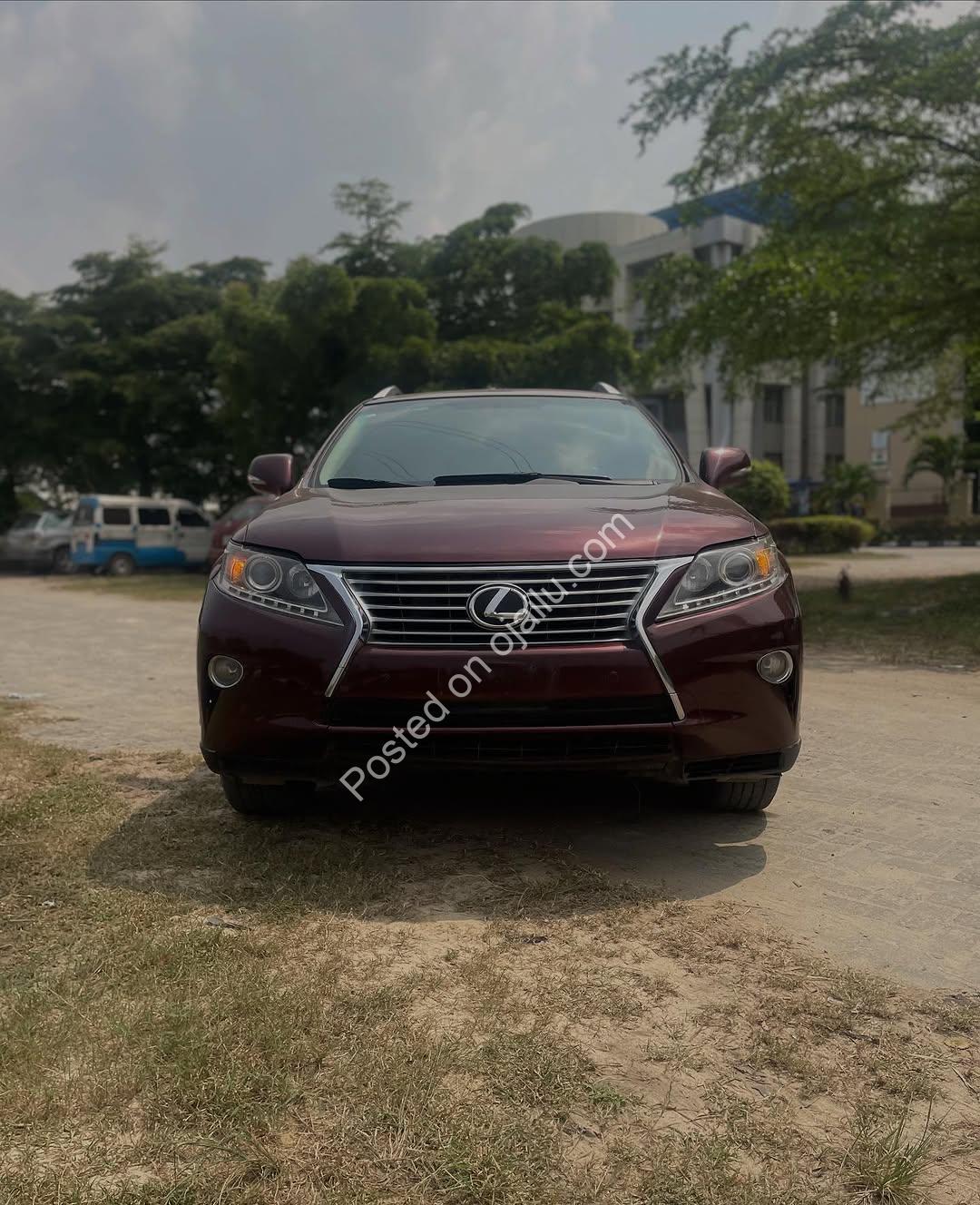 Luxury Lexus RX350: Sunroof & Tech for 18.5M
