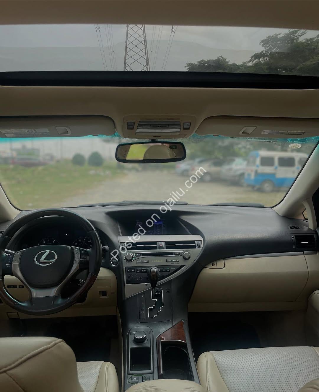 Luxury Lexus RX350: Sunroof & Tech for 18.5M