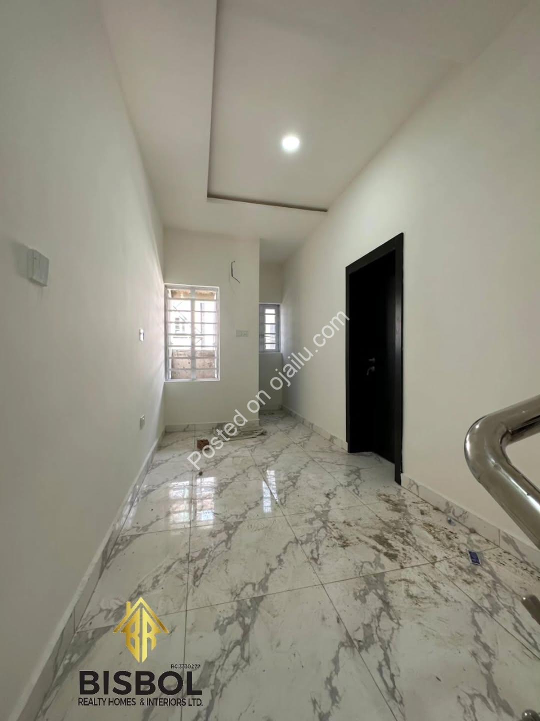 Move-In Ready 4BR Duplex in Prime Lekki