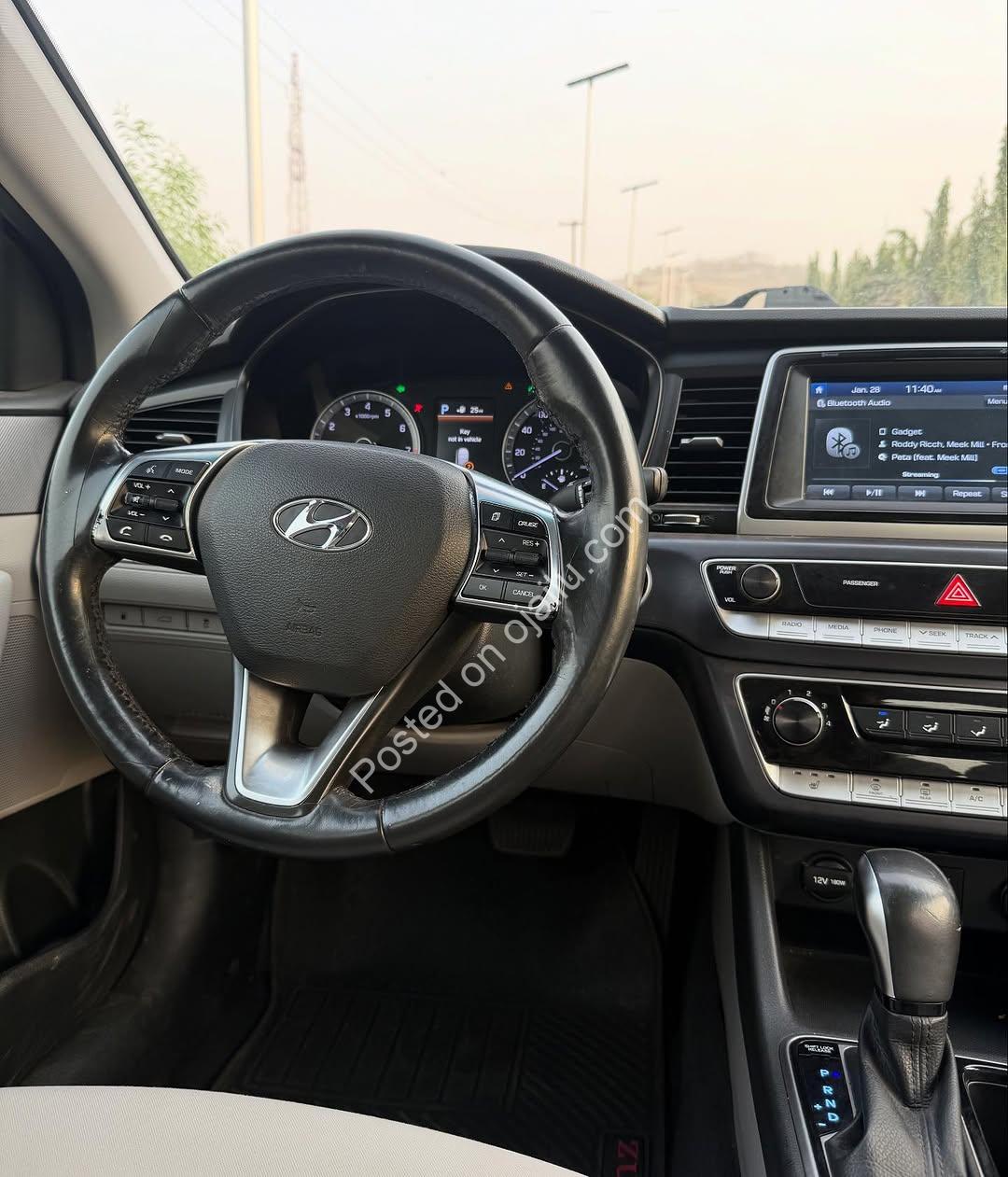 2017 Hyundai Sonata: Luxury Sedan, Smart Price