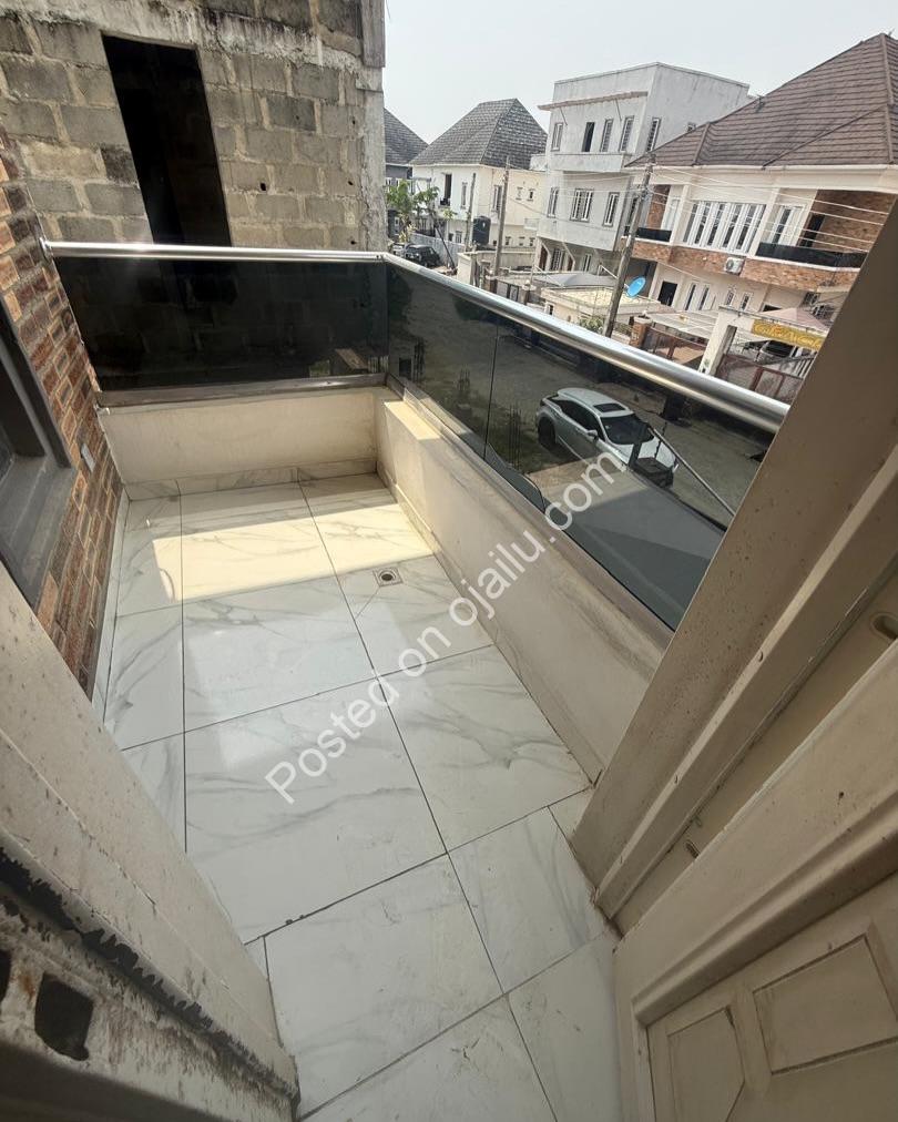 Exclusive Lekki Sanctuary: 4-Bedroom Haven with Premium Amenities