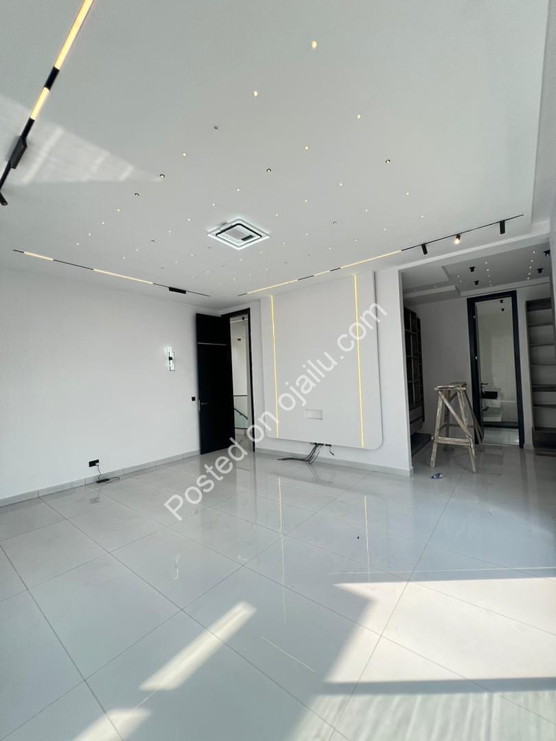 Chevron’s Premier 5-Bedroom Family Estate