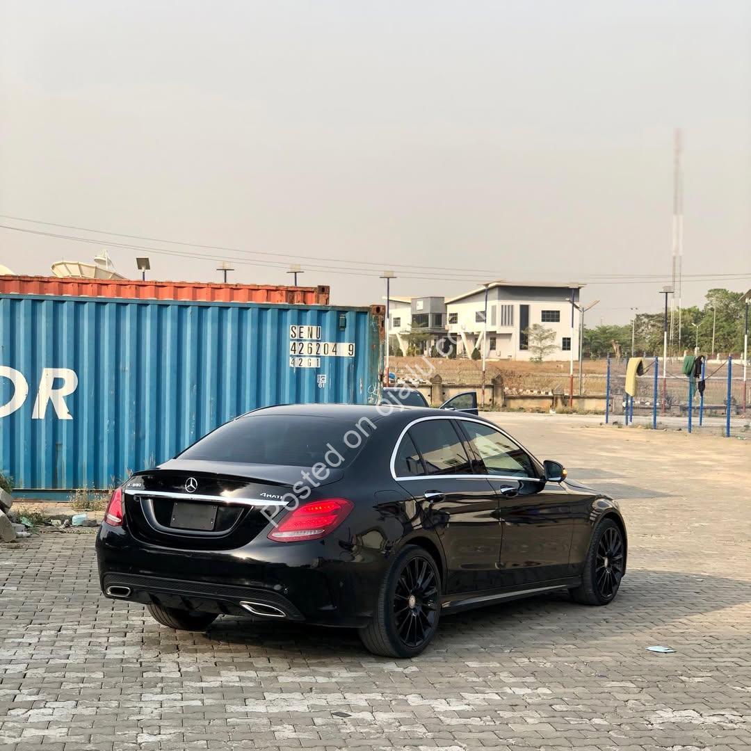 Luxury Power: 2015 C400 4MATIC, Duty Paid