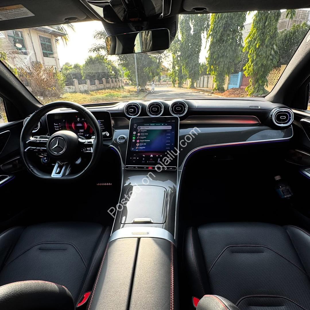 2025 GLE450: Luxury SUV with Turbo Power & Digital Cockpit