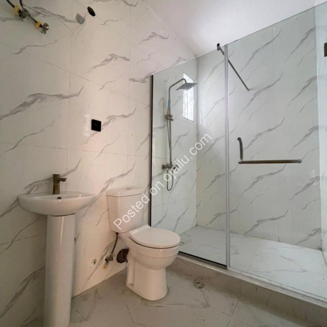 Ikota’s Finest: 4-Bedroom Luxury Duplex