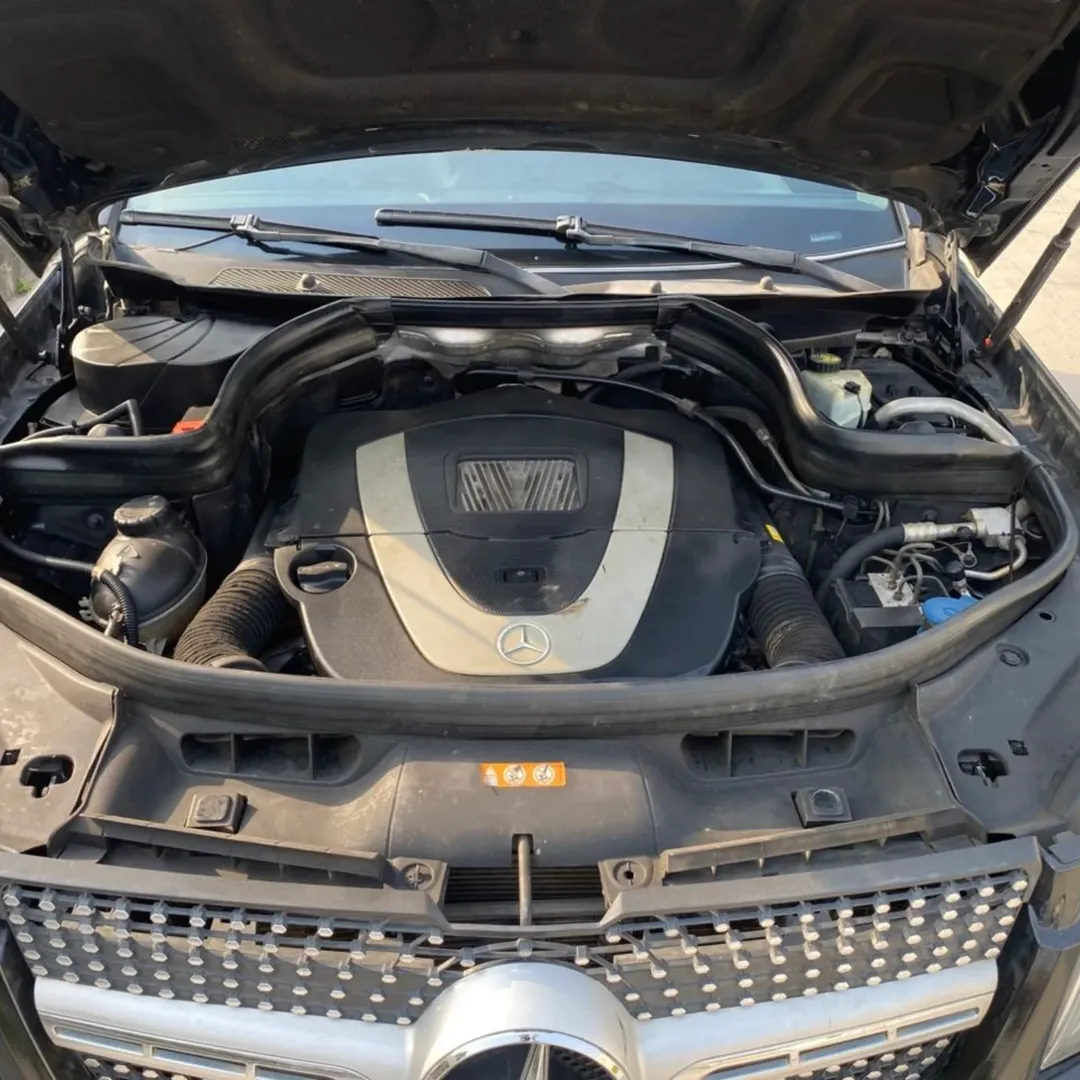 Luxury Loaded: 2015 Mercedes, Pristine & Full Option