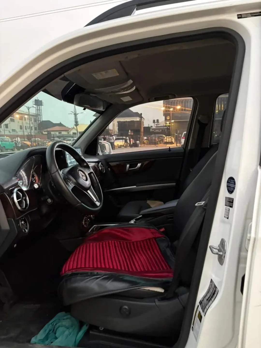 2015 Mercedes GLK: Keyless Entry, 10.8M