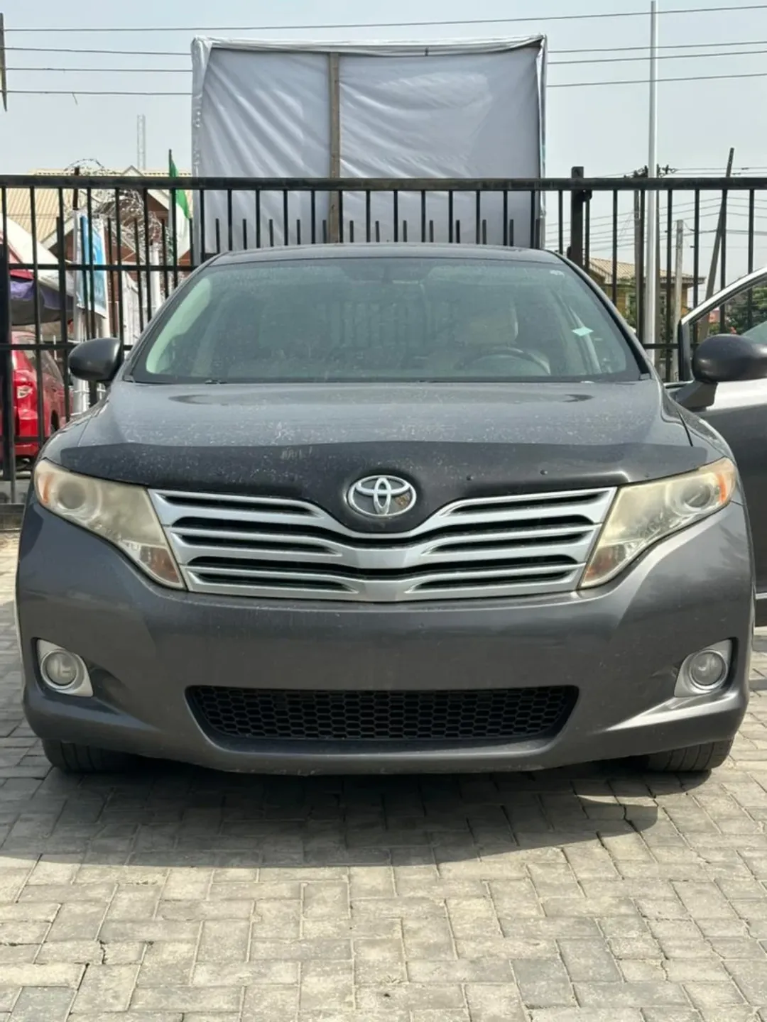 V6 Power & Panoramic Views: 2010 Venza