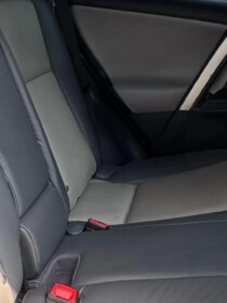 2015 Toyota RAV4 Limited: Untouched Engine