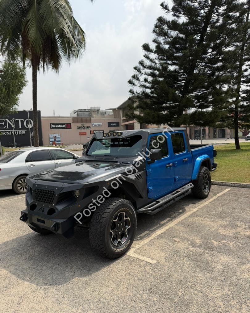 Rugged 2021 Jeep Gladiator: Adventure-Ready & Flawless