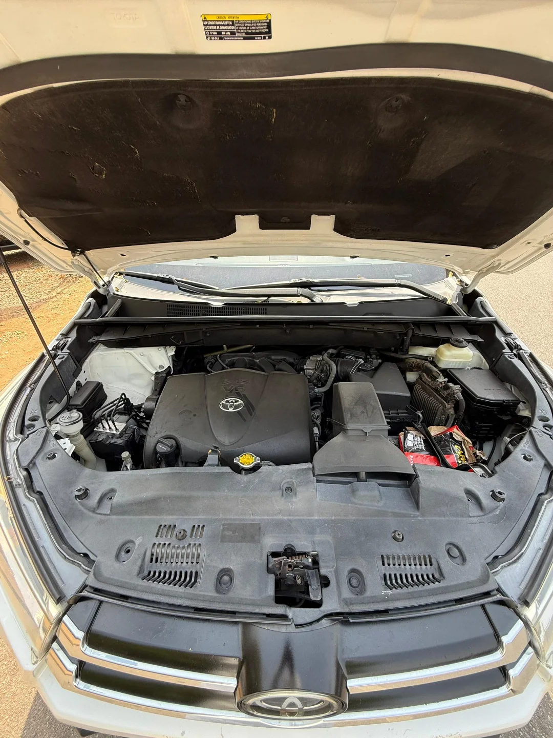 Luxury 2017 Highlander: Duty-Paid & Fully Loaded