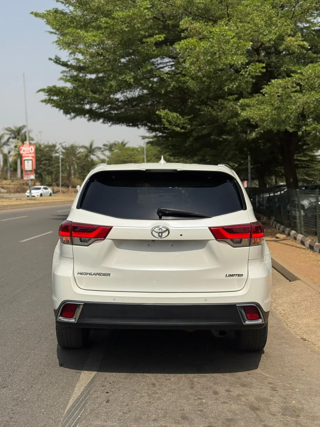 Luxury 2017 Highlander: Duty-Paid & Fully Loaded