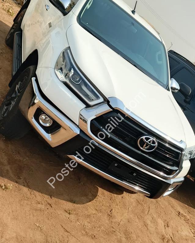 2025 Hilux: Unbreakable Power, Ready for Duty