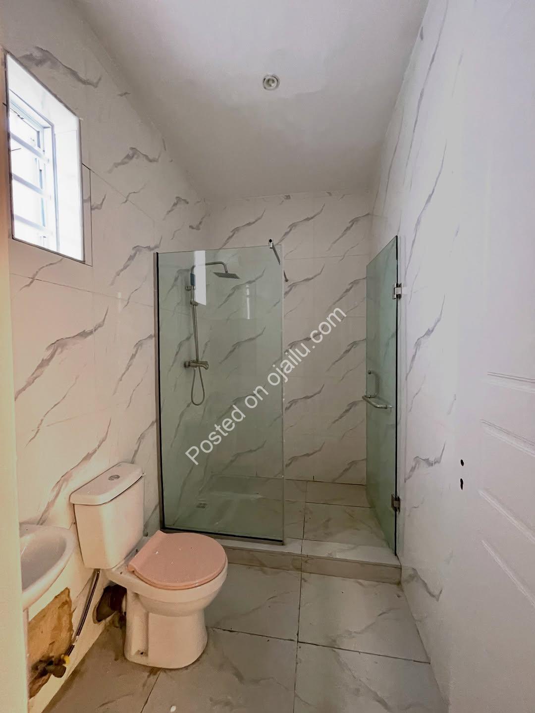 Dream Home in Lekki: 4-Bed Ensuite Haven