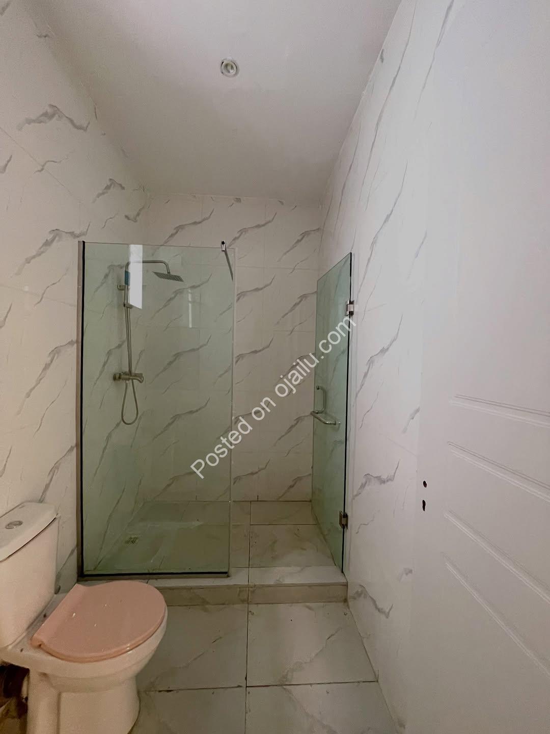 Dream Home in Lekki: 4-Bed Ensuite Haven