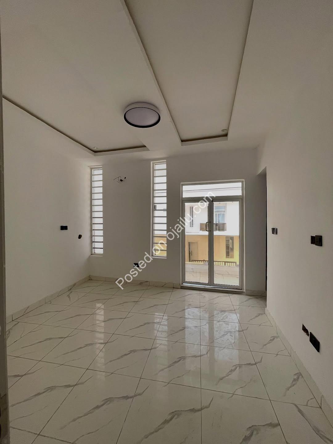 Dream Home in Lekki: 4-Bed Ensuite Haven