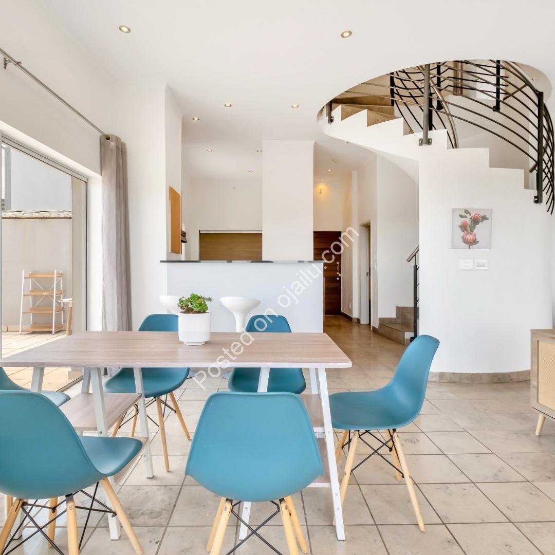 Sandhurst Penthouse: Your Sky-High Sanctuary Awaits