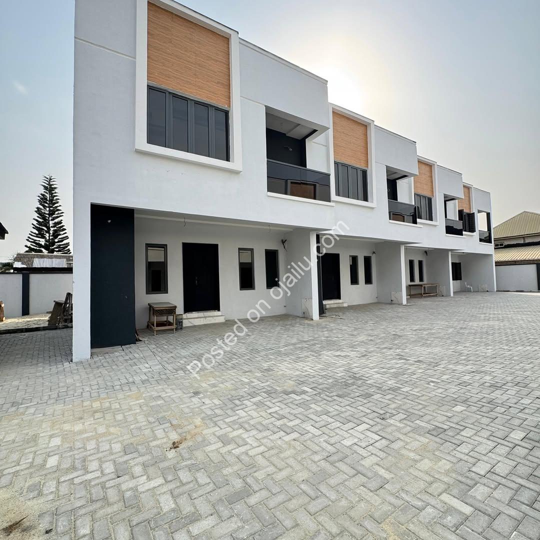 Sleek 4-Bed Terrace Duplex in Sangotedo | N125M