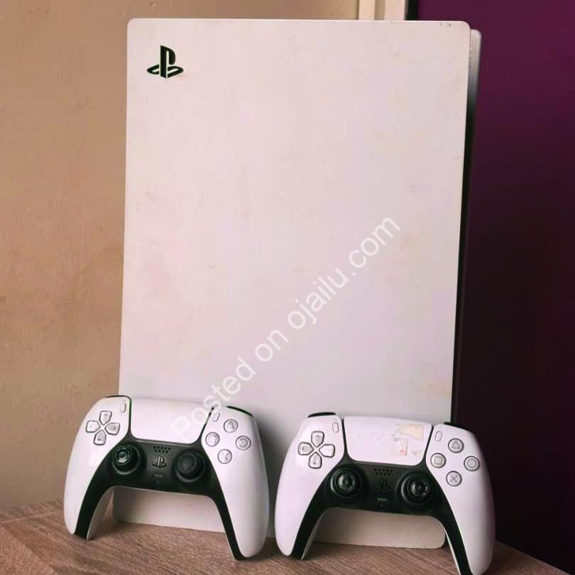 Unleash Gaming Glory: PS5 Fat with FC 26 & Dual Pads