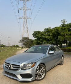 2017 Mercedes C300 4Matic: Luxury & Tech for 19M
