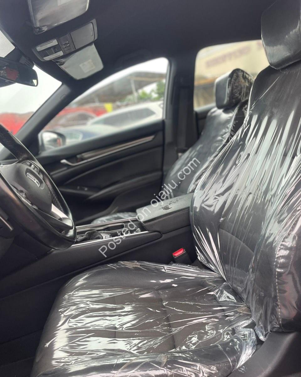 2020 Honda Accord Sport: Luxury Meets Value