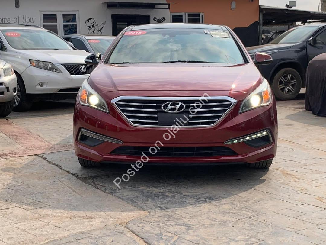 2016 Hyundai Sonata: Panoramic Luxury, Smart Tech
