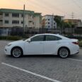 2014 Lexus ES350: Luxe & Low-Mileage