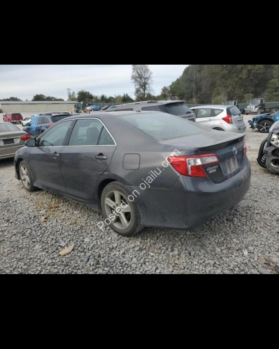 2012 Toyota Camry XLE: Accident-Free & Ready for You