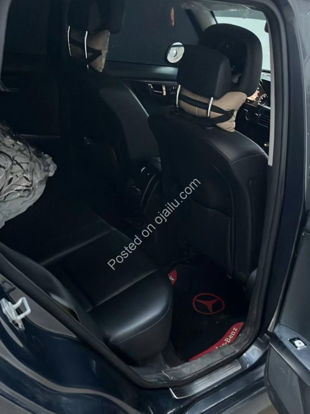 2011 Mercedes GLK350: Luxury SUV, Clean & Ready