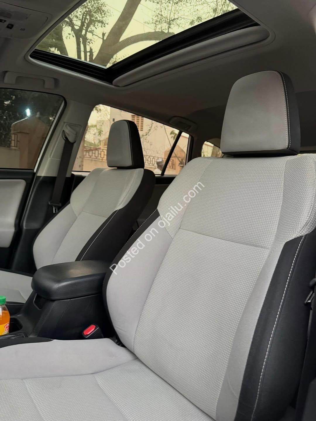 2018 Toyota RAV4 XLE: Perfect Condition, Duty Paid!