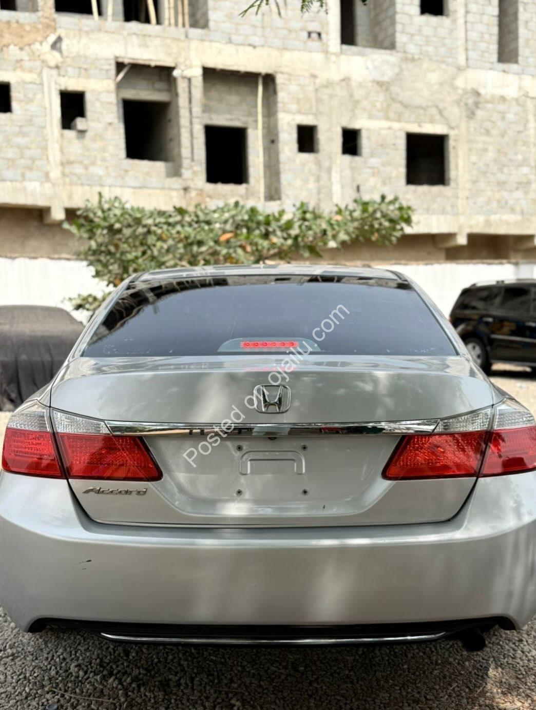 2013 Honda Accord LX: Luxury & Tech for 10M Naira