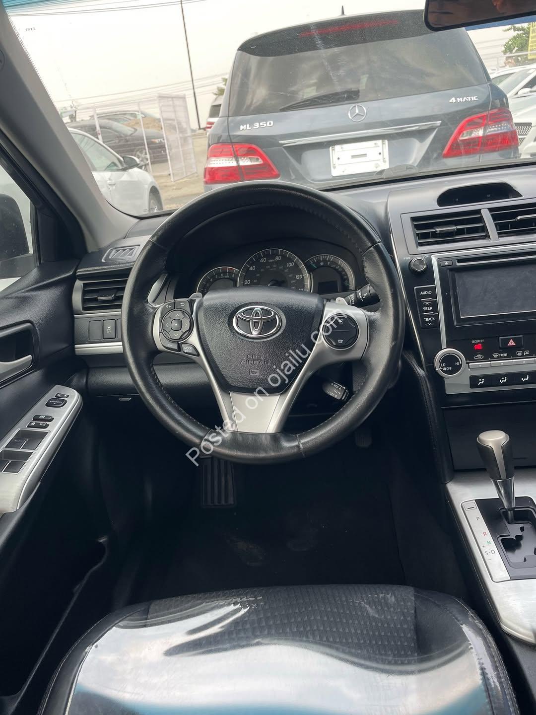 2013 Camry Sport: Luxury Tech, Thrilling Drive