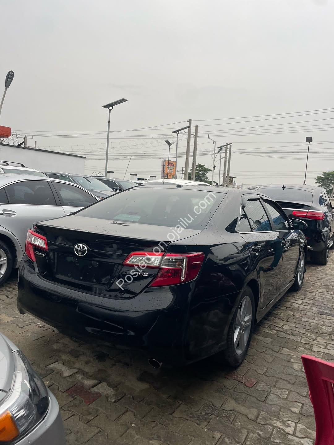 2013 Camry Sport: Luxury Tech, Thrilling Drive