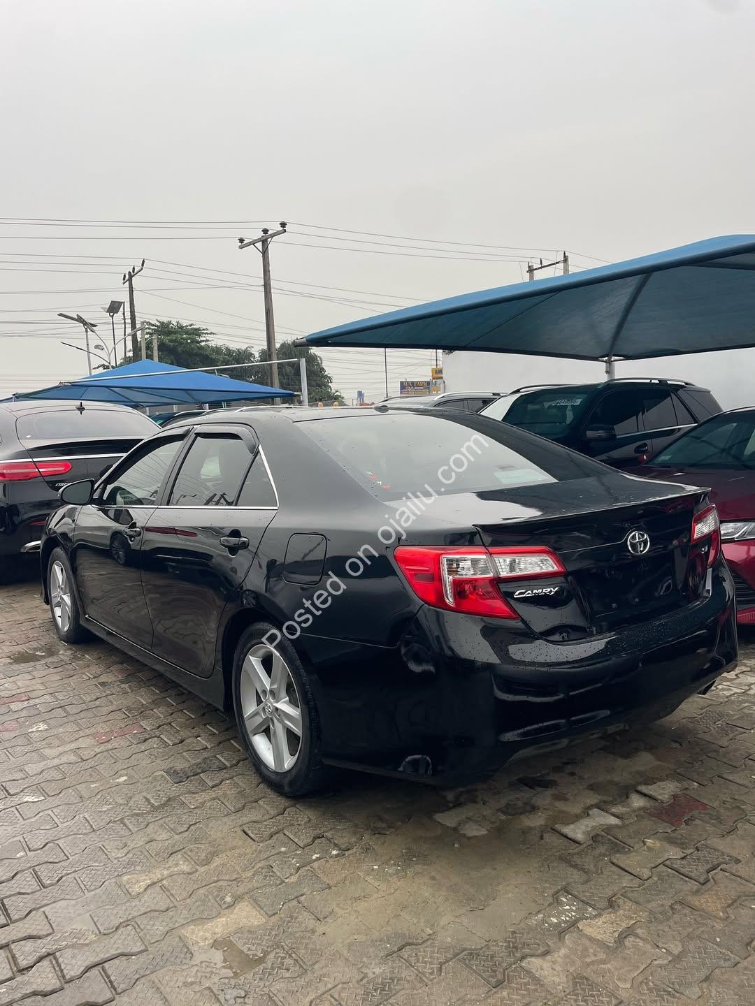 2013 Camry Sport: Luxury Tech, Thrilling Drive