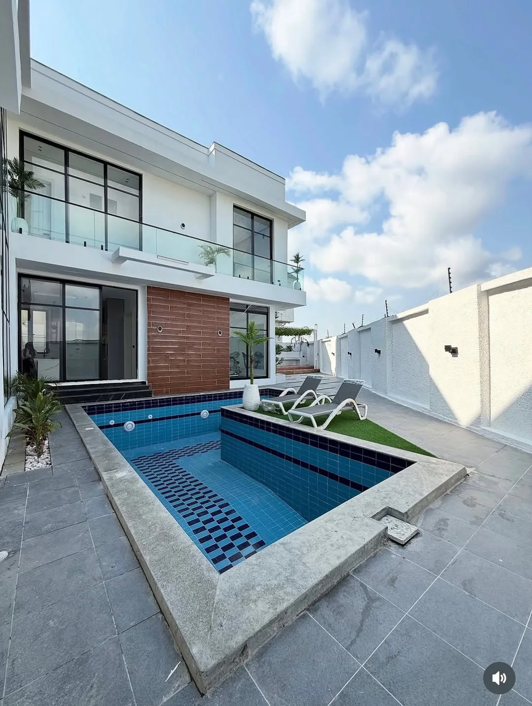 Lekki’s Ultimate 5-Bedroom Smart Estate Masterpiece