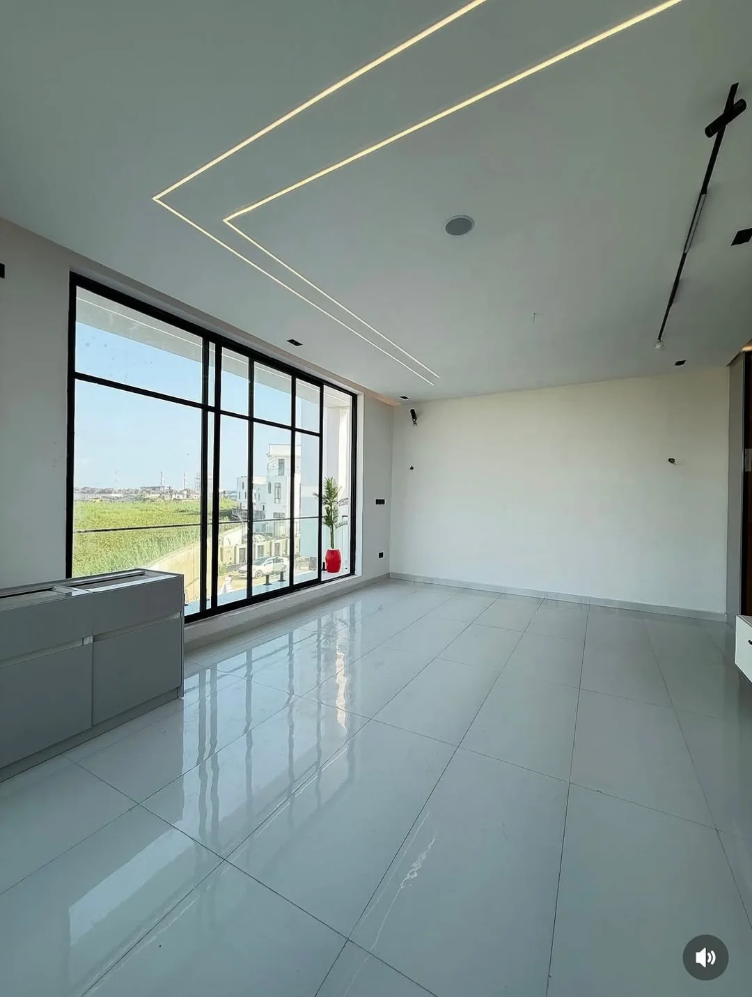 Lekki’s Ultimate 5-Bedroom Smart Estate Masterpiece