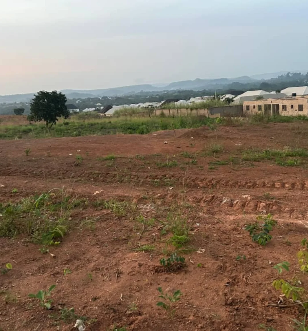 Hilltop Haven: Build Your Dream in Enugu’s Premier Estate