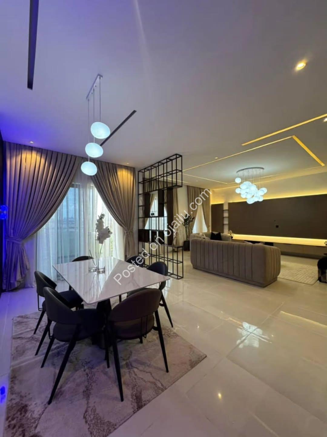 Elegant 4-Bed Duplex with Pool & BQ in Lekki