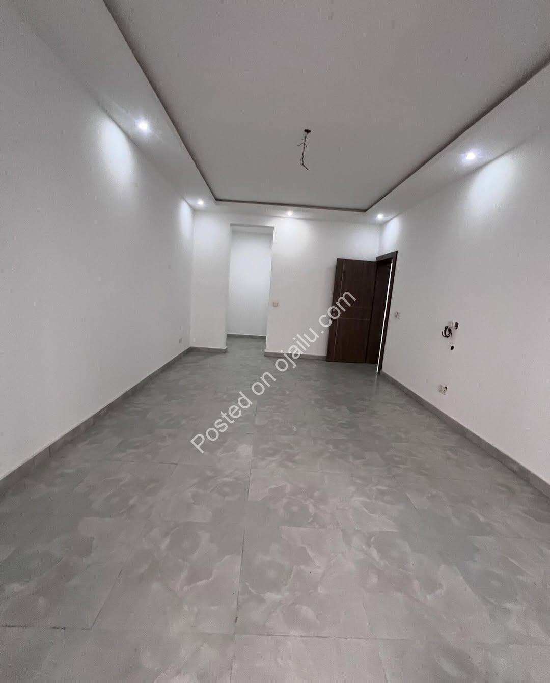 Lekki Phase 1 Gem: 3-Bed Ensuite Apartment with BQ & Gym