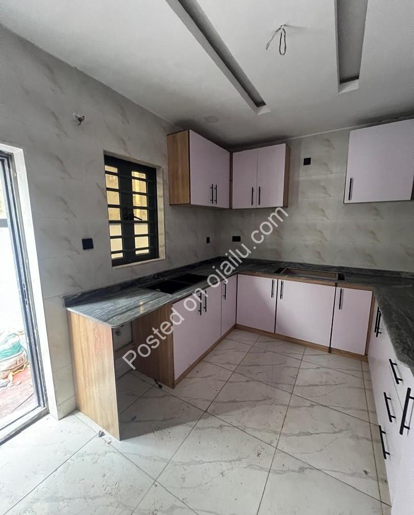 4-Bed Ensuite Haven in Prime Lekki | 150M