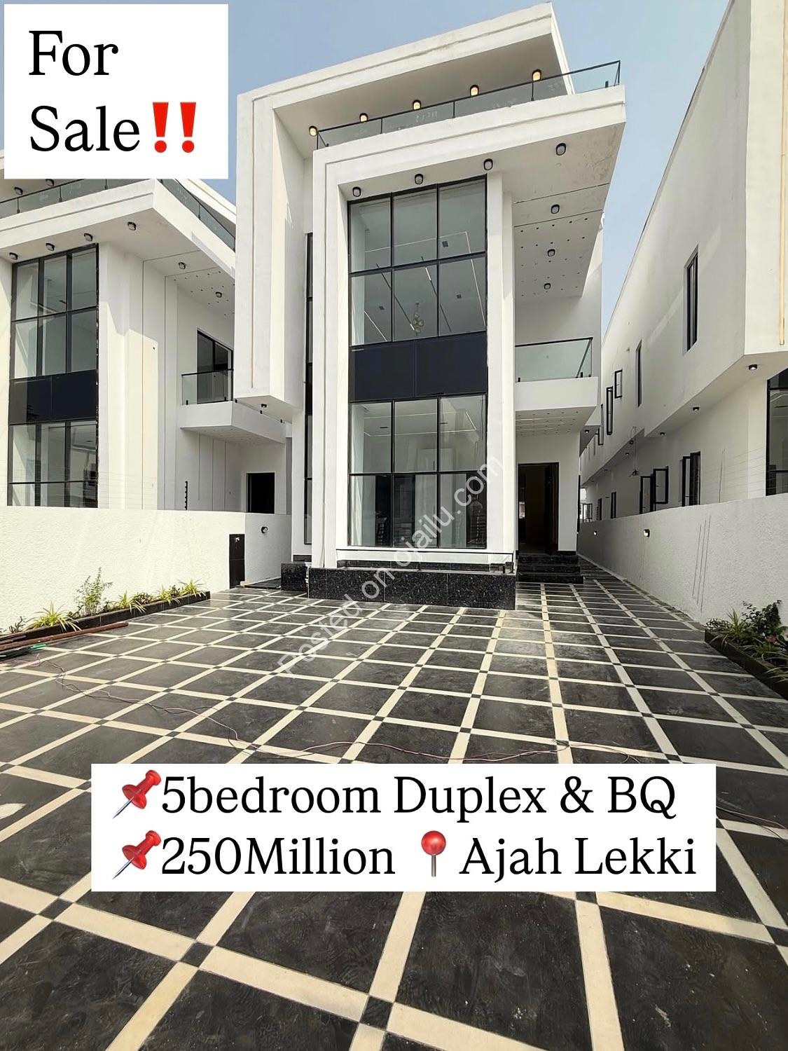 Lekki’s Ultimate 5-Bedroom Smart Home Oasis