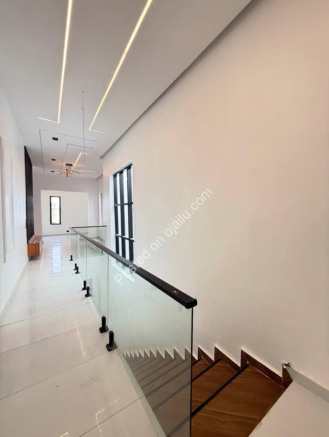 Lekki’s Ultimate 5-Bedroom Smart Home Oasis