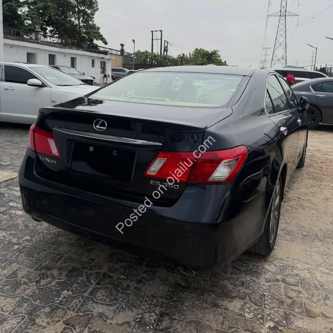 Luxury Redefined: 2008 Lexus ES350