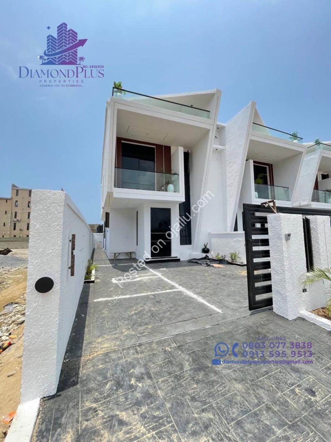 4-Bed Semi-Detached in Ikota: Spacious, Secure, All En-Suite