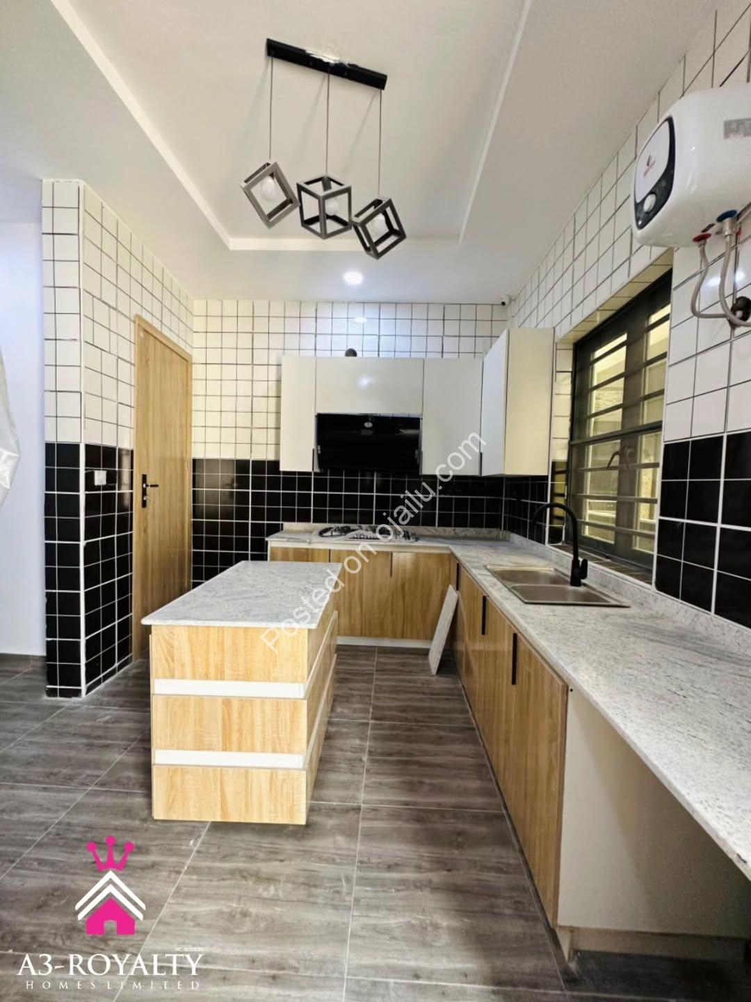 Move-In Ready 5BR Duplex in Gated Ajah Estate