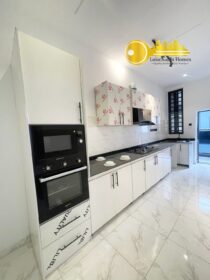 3825902164132262329_img_2