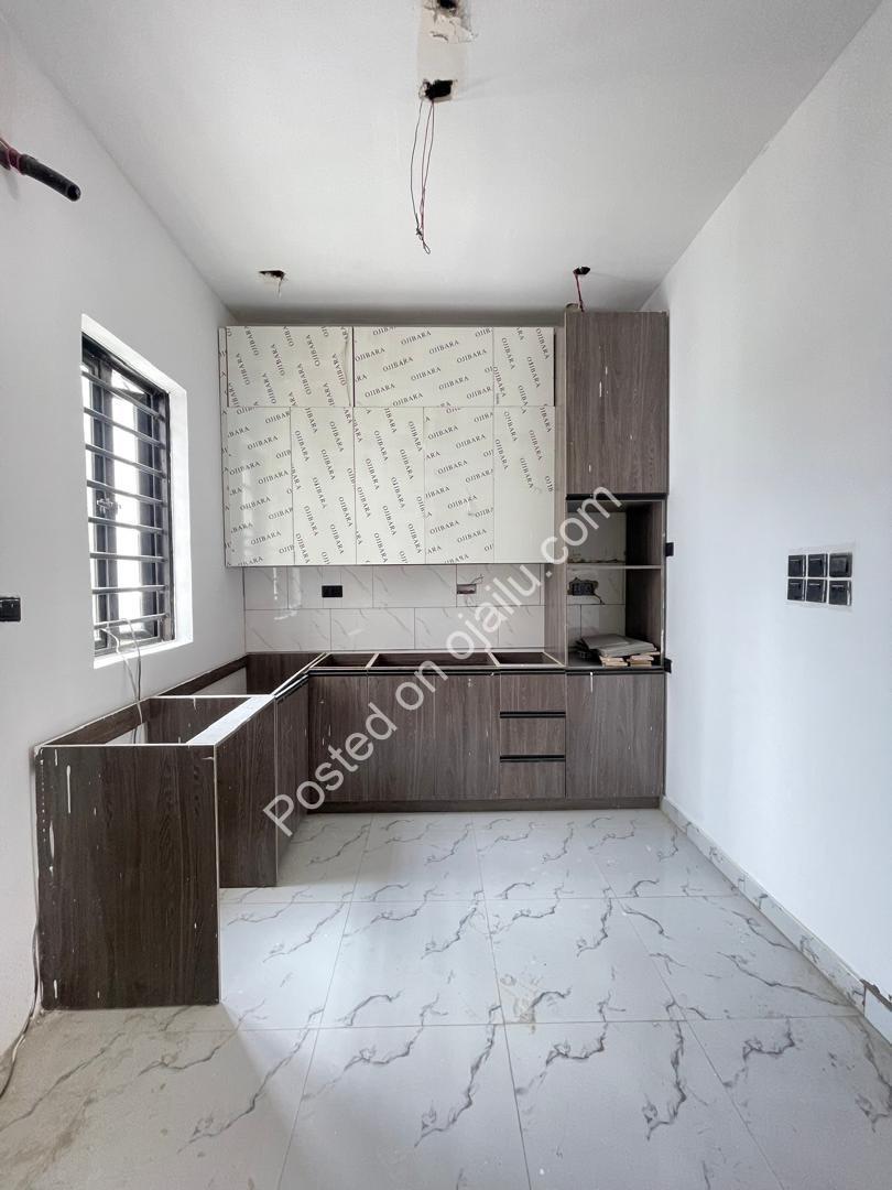 4-Bed Terrace Duplex in Orchid | En-Suite Luxury & Spacious Compound